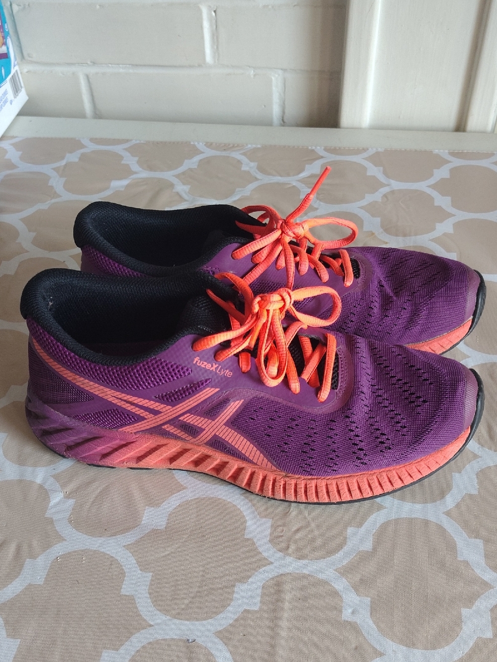 ASICS FuzeX Lyte 2 in Azalea Size 9.5